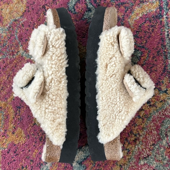 Birkenstock Papillio | Women’s Cream Teddy Bear Sherpa Lined Arizona Sandals, 10 - Picture 7 of 16